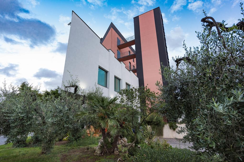 Shg Hotel Antonella Pomezia Exterior foto